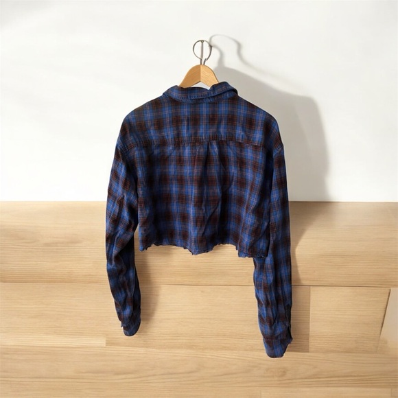 2/$30 Forever 21 Western Cropped Long Sleeve Plaid Button Up High Low Shirt Sz L - Picture 2 of 5